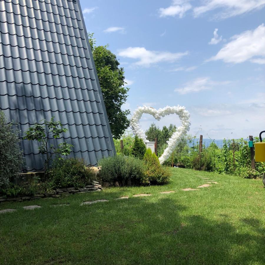 Happyhouse Bungalov Three-Room, Sw Pool With Lake View, Sapanca B1 Exterior photo